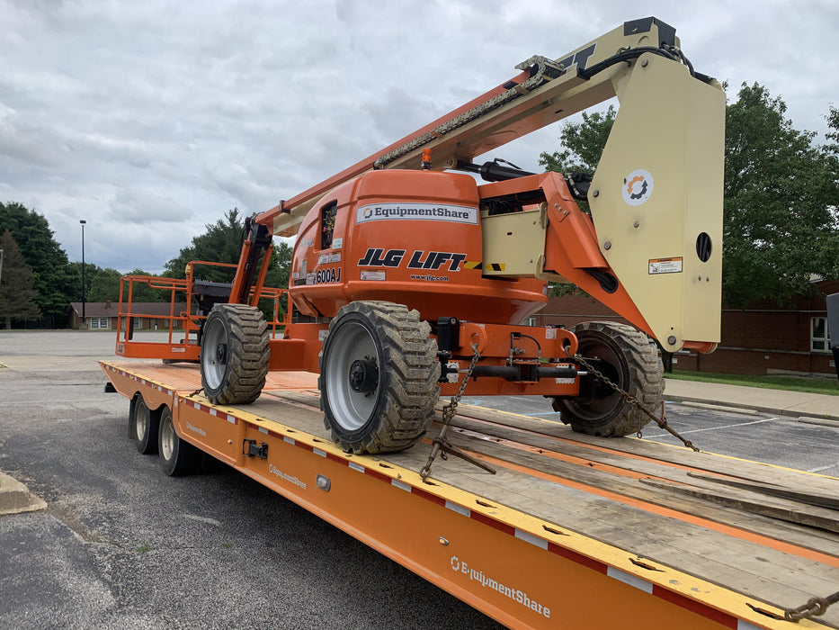 2021 JLG 600AJ