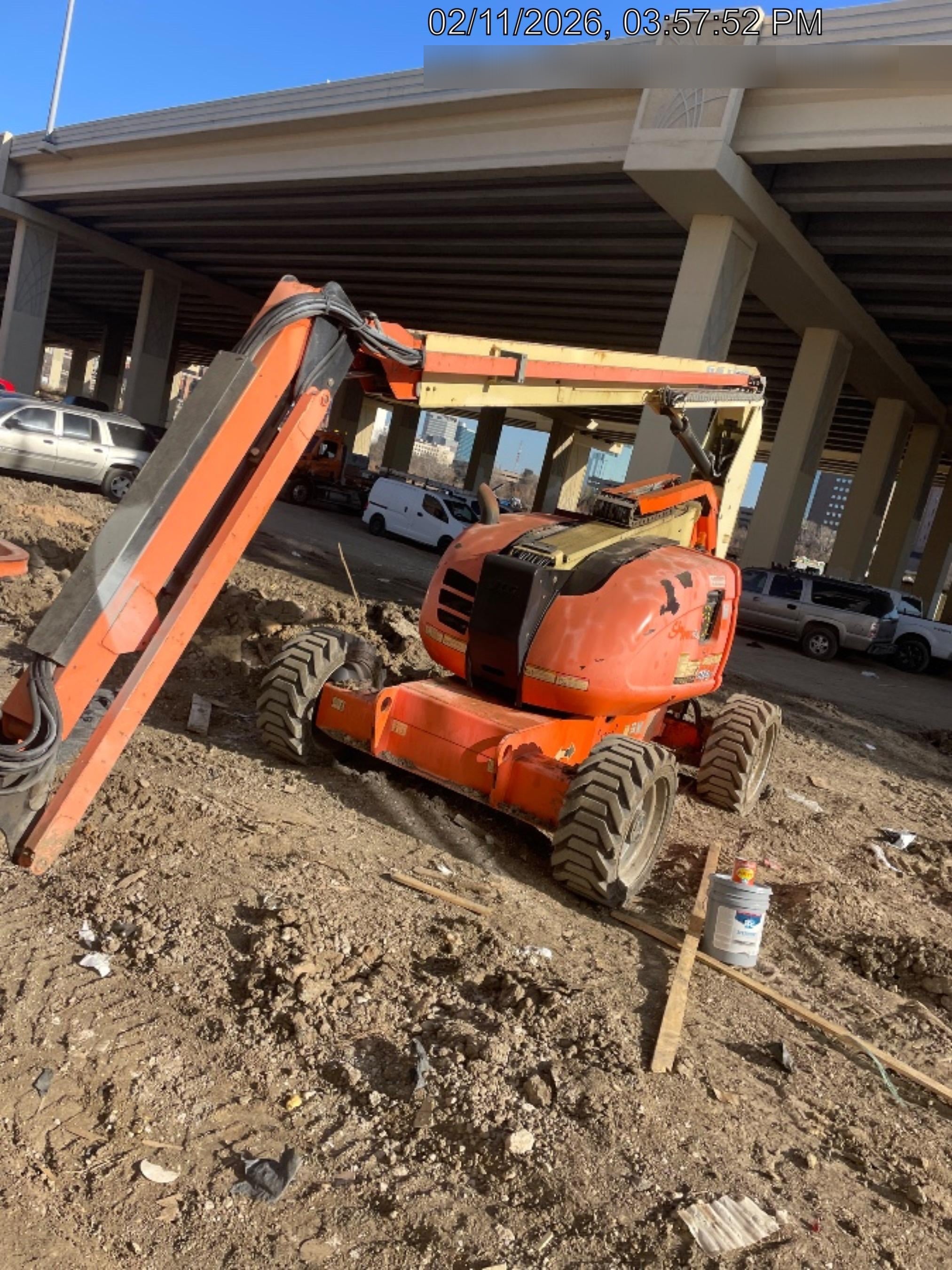 2015 JLG 600AJ