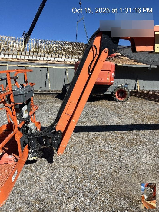 2019 JLG 800AJ