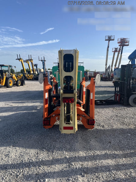 2022 JLG T350