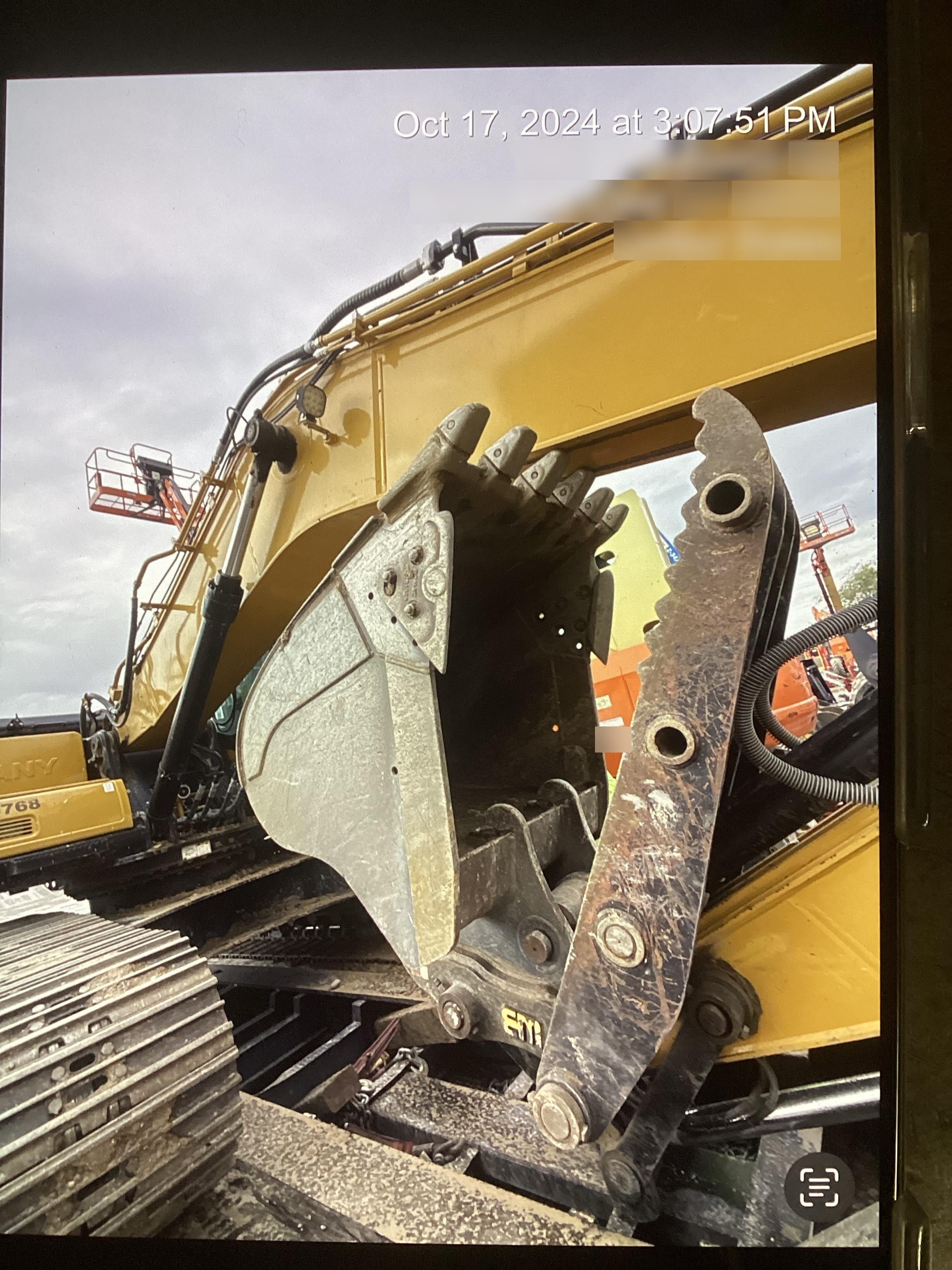 2020 DOOSAN 48" Excavator Bucket