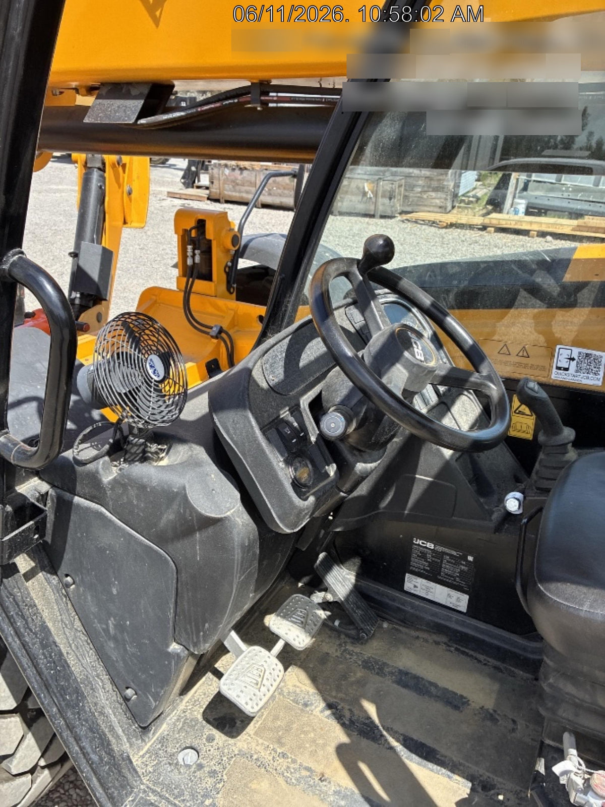 2025 JCB 512-56