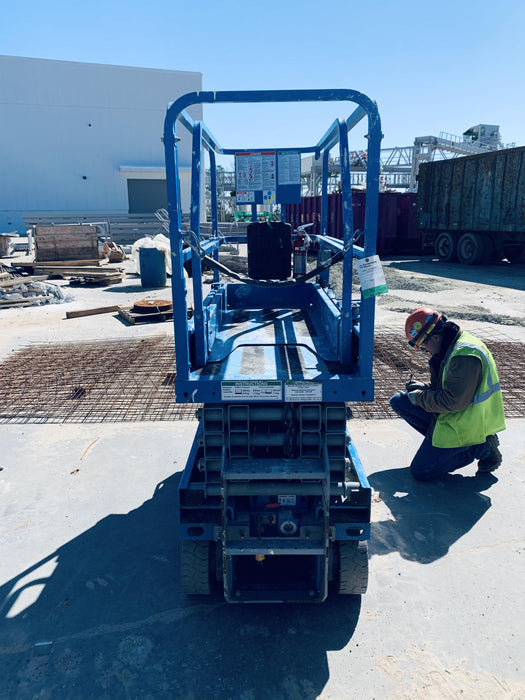 2020 Genie GS-1930 Fixed rails with chain entry gate - Pre A92.20