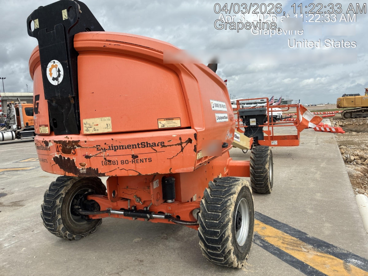 2019 JLG 400S