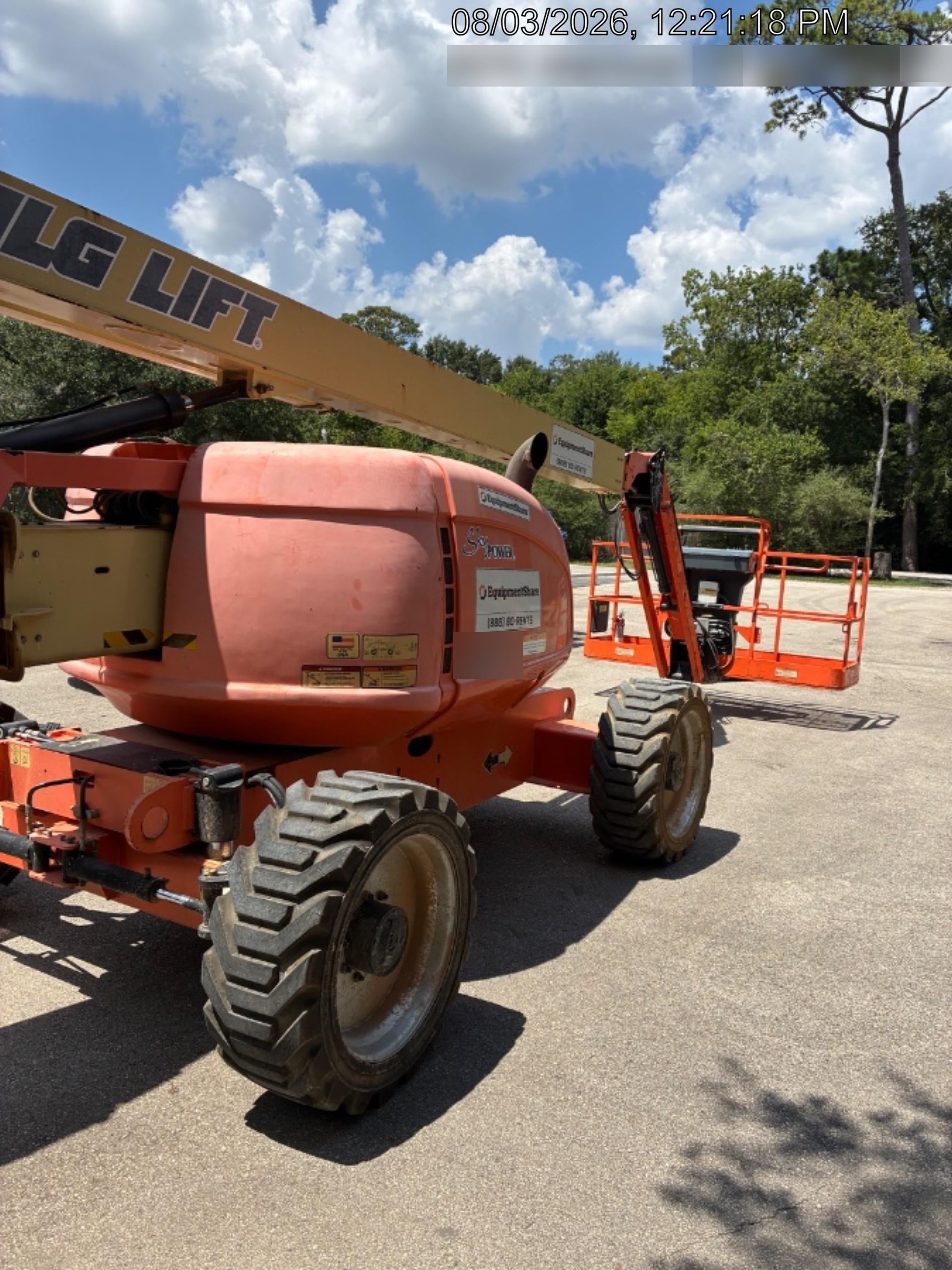 2019 JLG 600AJ