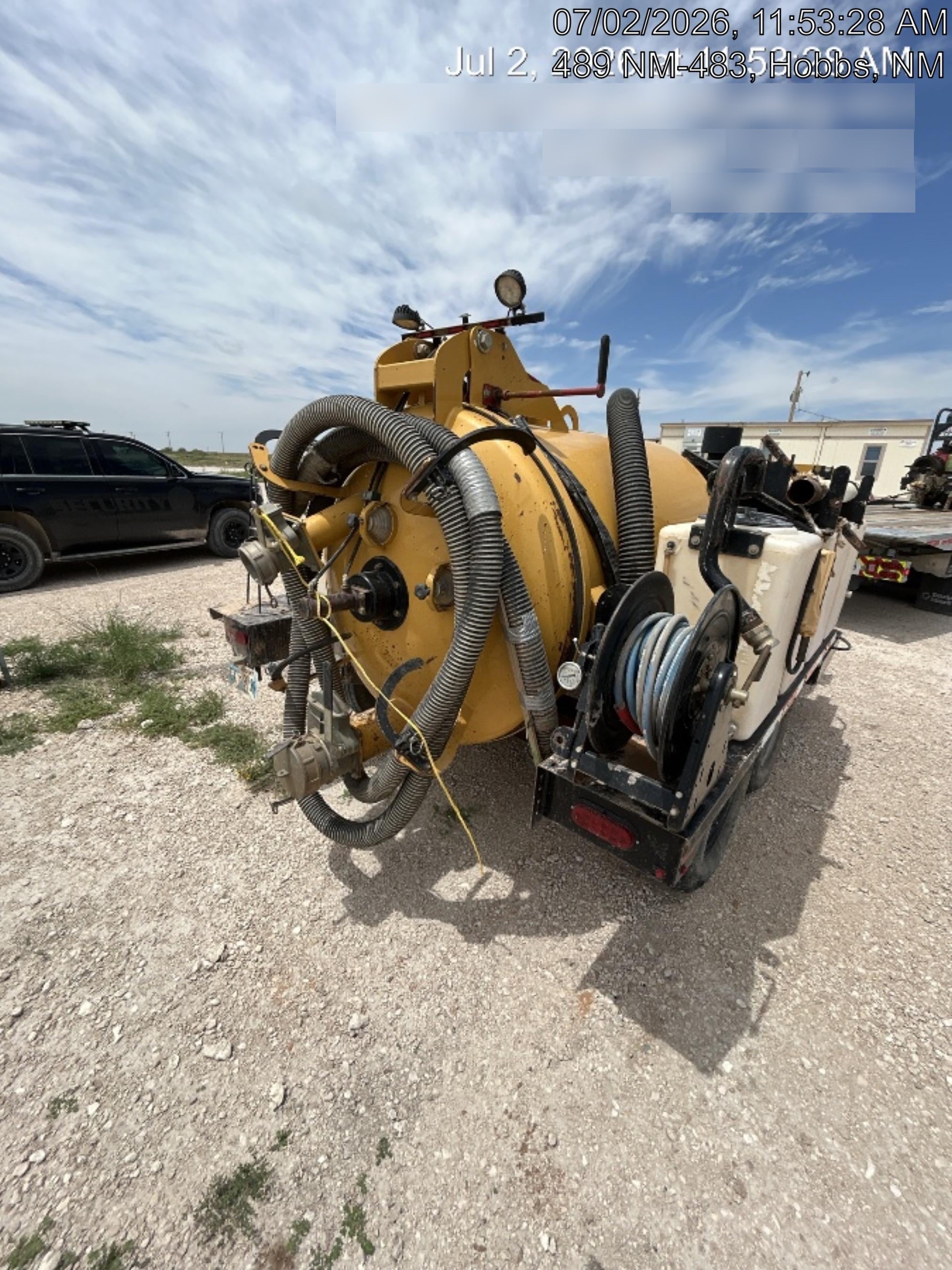 2023 VAC-TRON LP573XDT