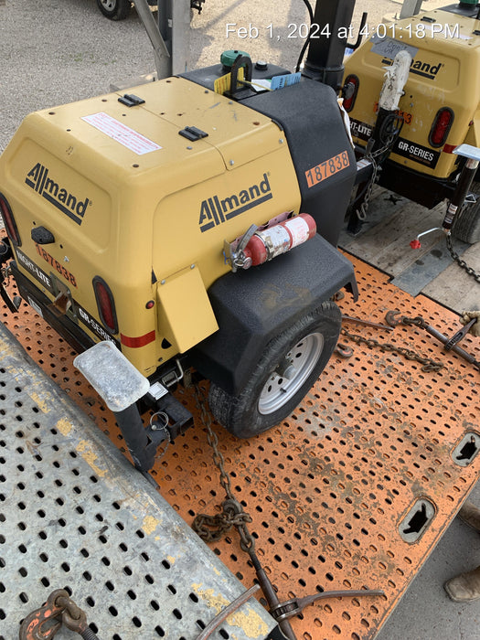 Allmand NLV3GR (4) LED Light Fixture 350W, 23' Vertical Mast, 3kW Prime, Towable, Deep Sea L401, Leveling Jacks, Yanmar T4F 5.8hp