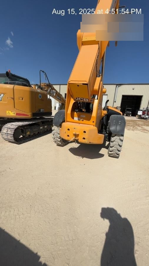 2019 JCB 510-56