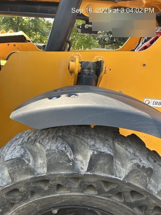 2019 JCB 509-42 74 HP w/CAB/HVAC, Beacon, Aux Hydraulics, Worklights, Solid Tires