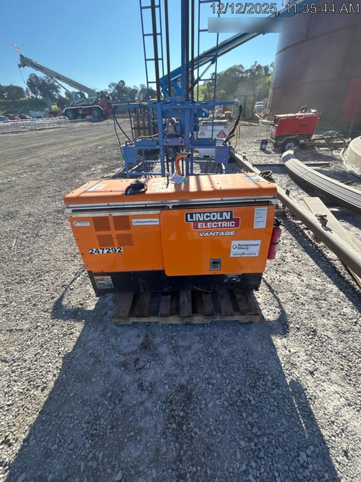 2022 Lincoln Electric LE400 Kubota V1505, Trlr, Cable Rack, Light Kit, ES Decals, T3