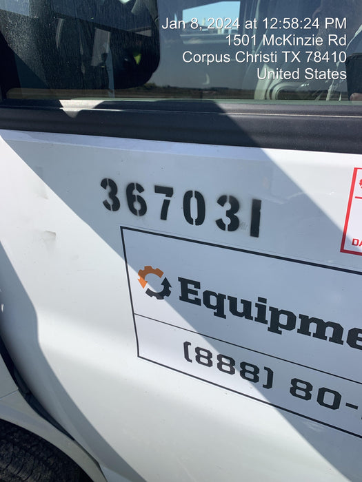 2023 CHEVROLET Express Van - Rental