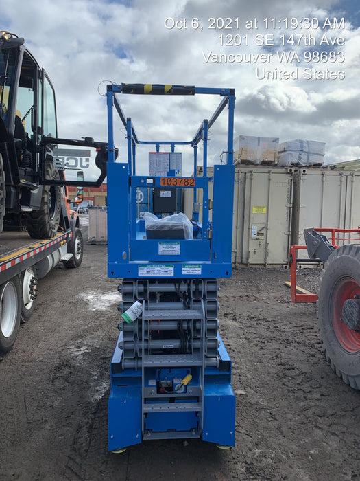 2020 Genie GS-3232 Standard, Folding half height swing gate, 800W Inverter