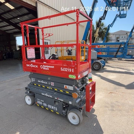2024 Skyjack SJ3219 Electric Drive, Sld NM Tires, DBcns, RFRails, Power to Platform, T3 + Access Control