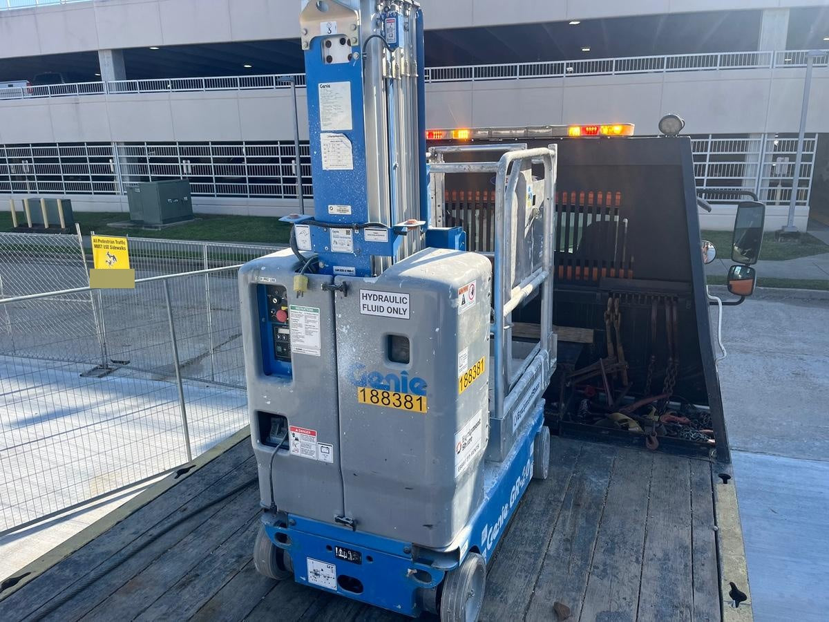 2021 GENIE GR-20