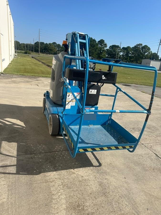 2020 GENIE GR-26J