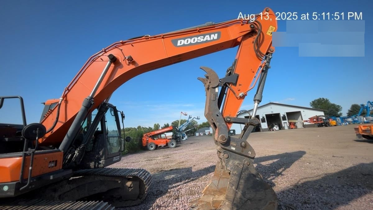 2021 DOOSAN DX225LC-5