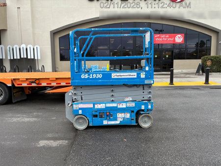 2019 Genie GS-1930 Half Height Swing Gate, 800W Inverter