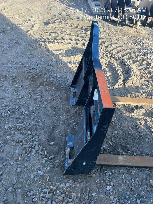 2022 ARROW MATERIAL HANDLING 60" Pallet Forks - Arrow