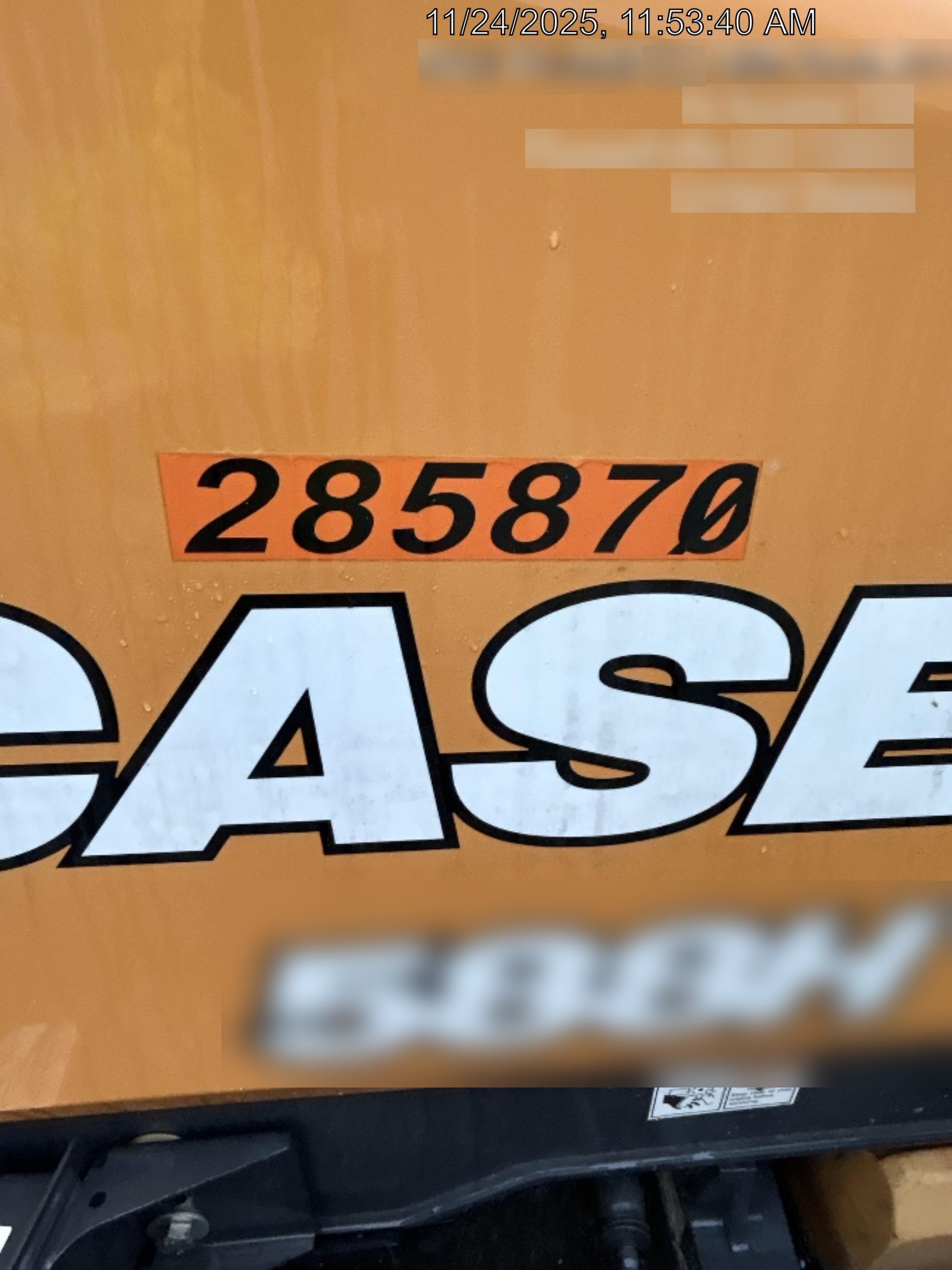 2023 CASE 588H