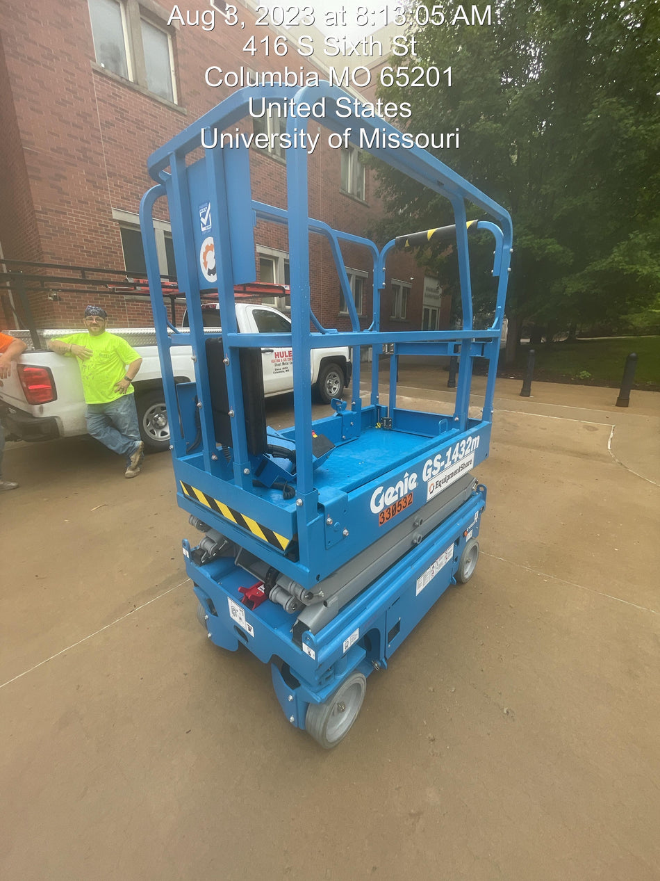 2023 GENIE GS-1432