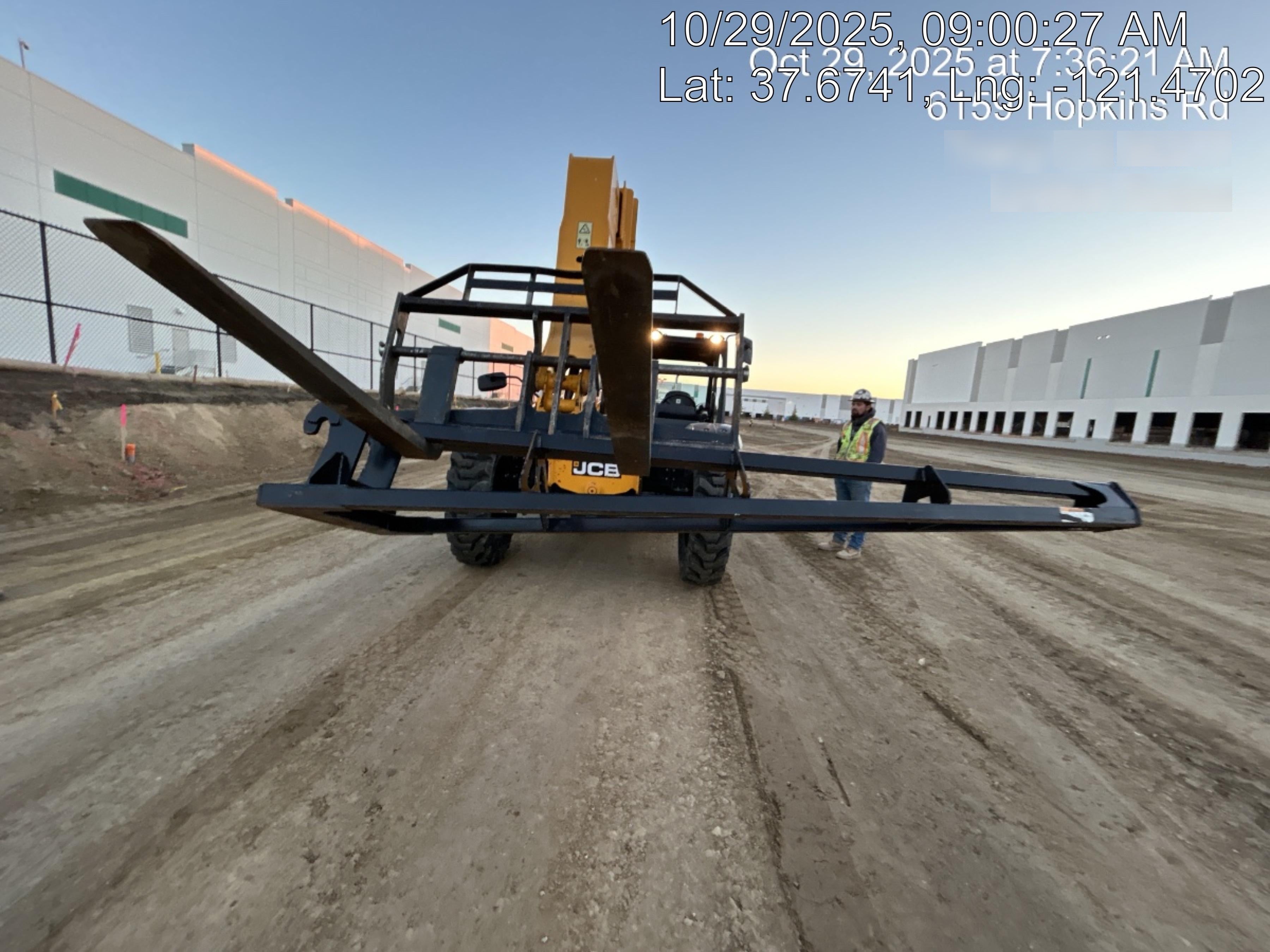2024 JLG 1001275853