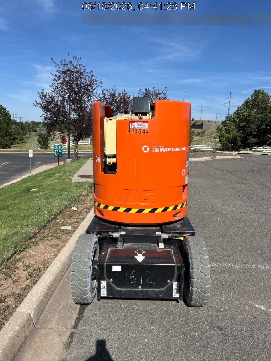 2024 JLG E300AJP