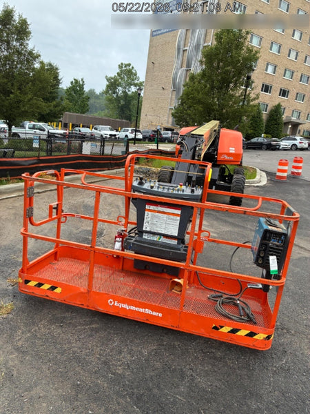 2025 JLG 660SJ