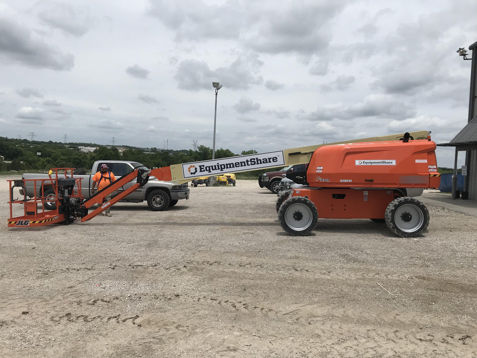 2021 JLG 660SJ