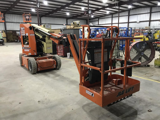 2019 JLG E300AJP