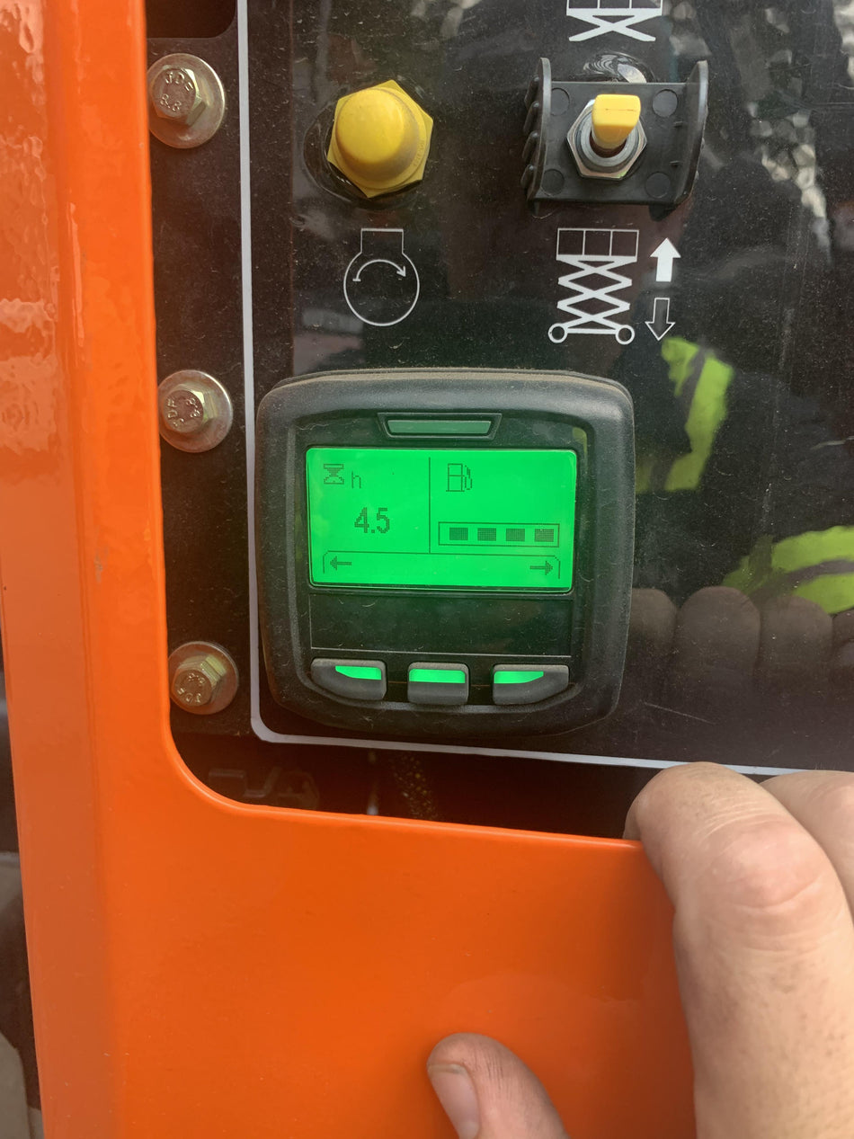 2022 JLG RT3369