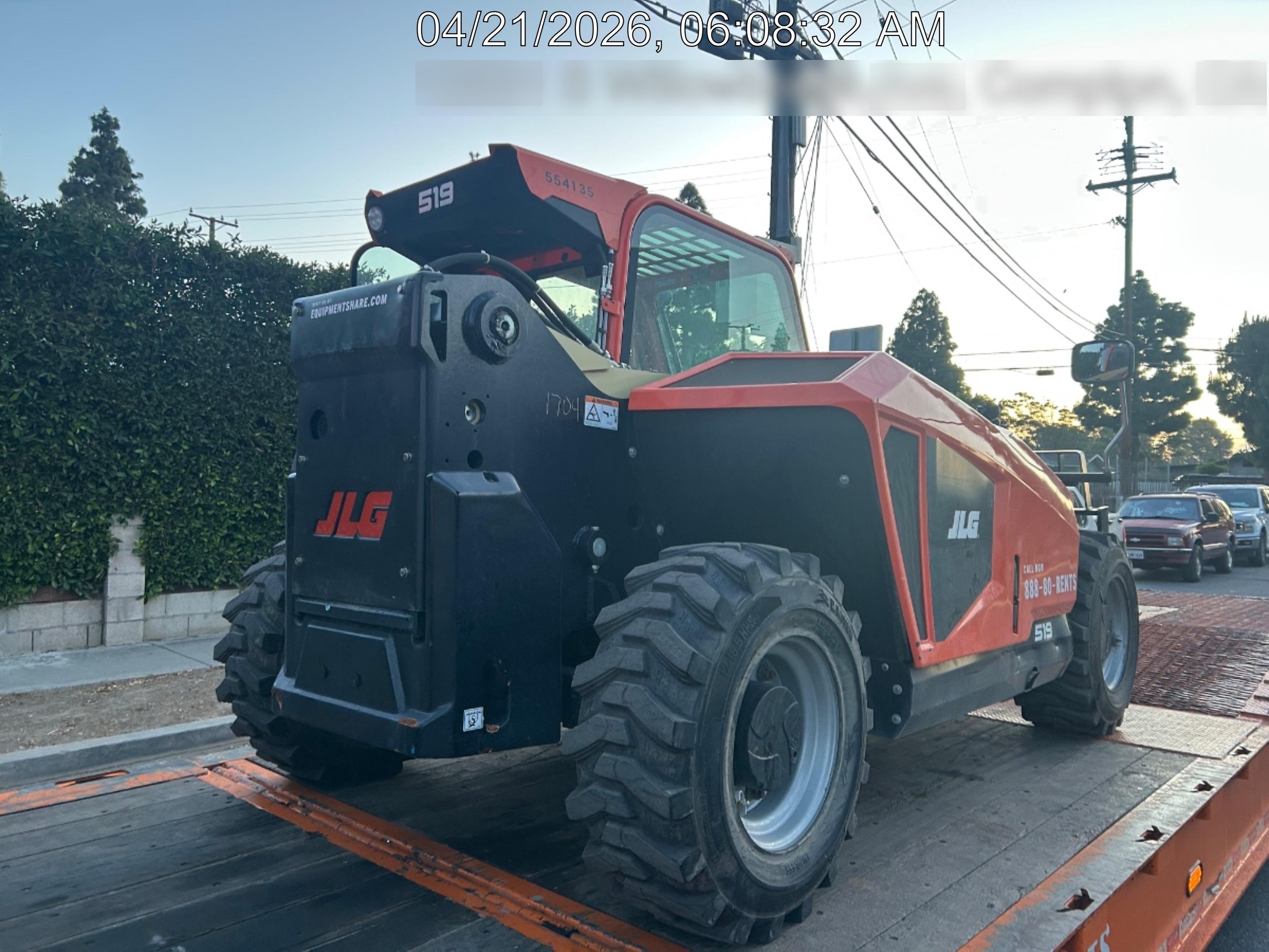 2025 JLG 519