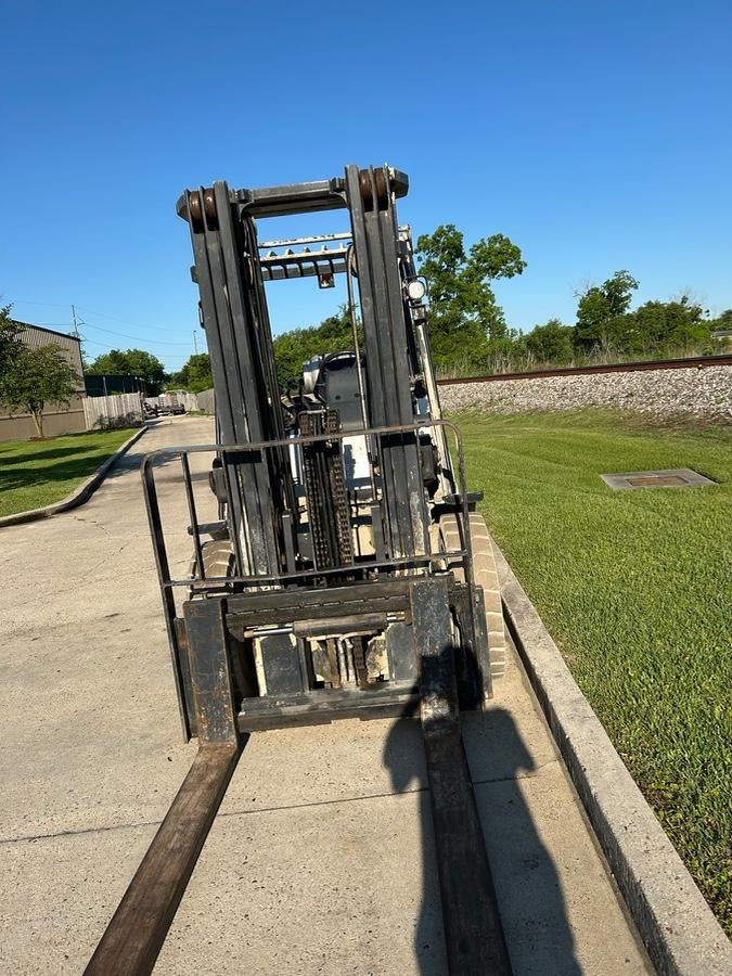 2022 UNICARRIER PF80N