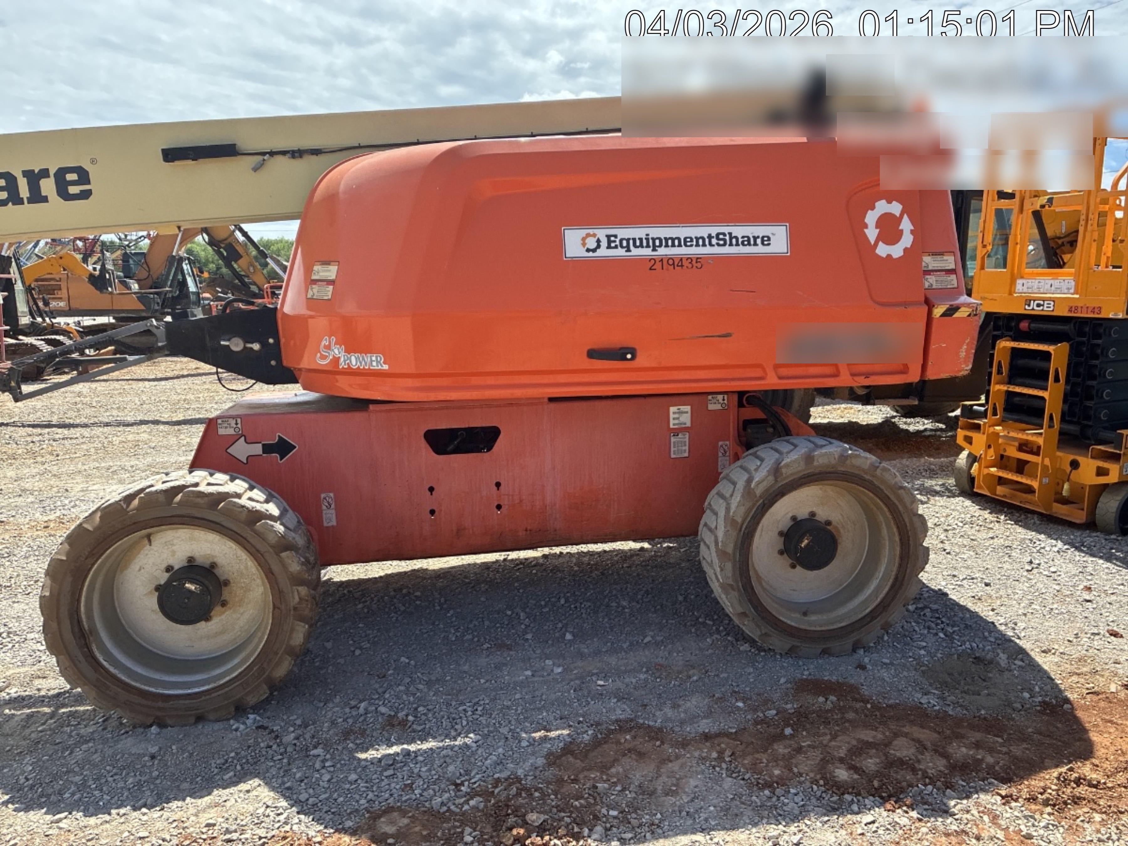2022 JLG 660SJ