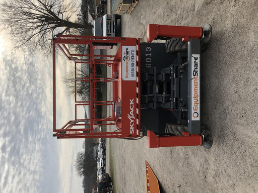 2017 SKYJACK SJ6826 RT