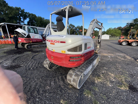 2024 TAKEUCHI TB250-2R