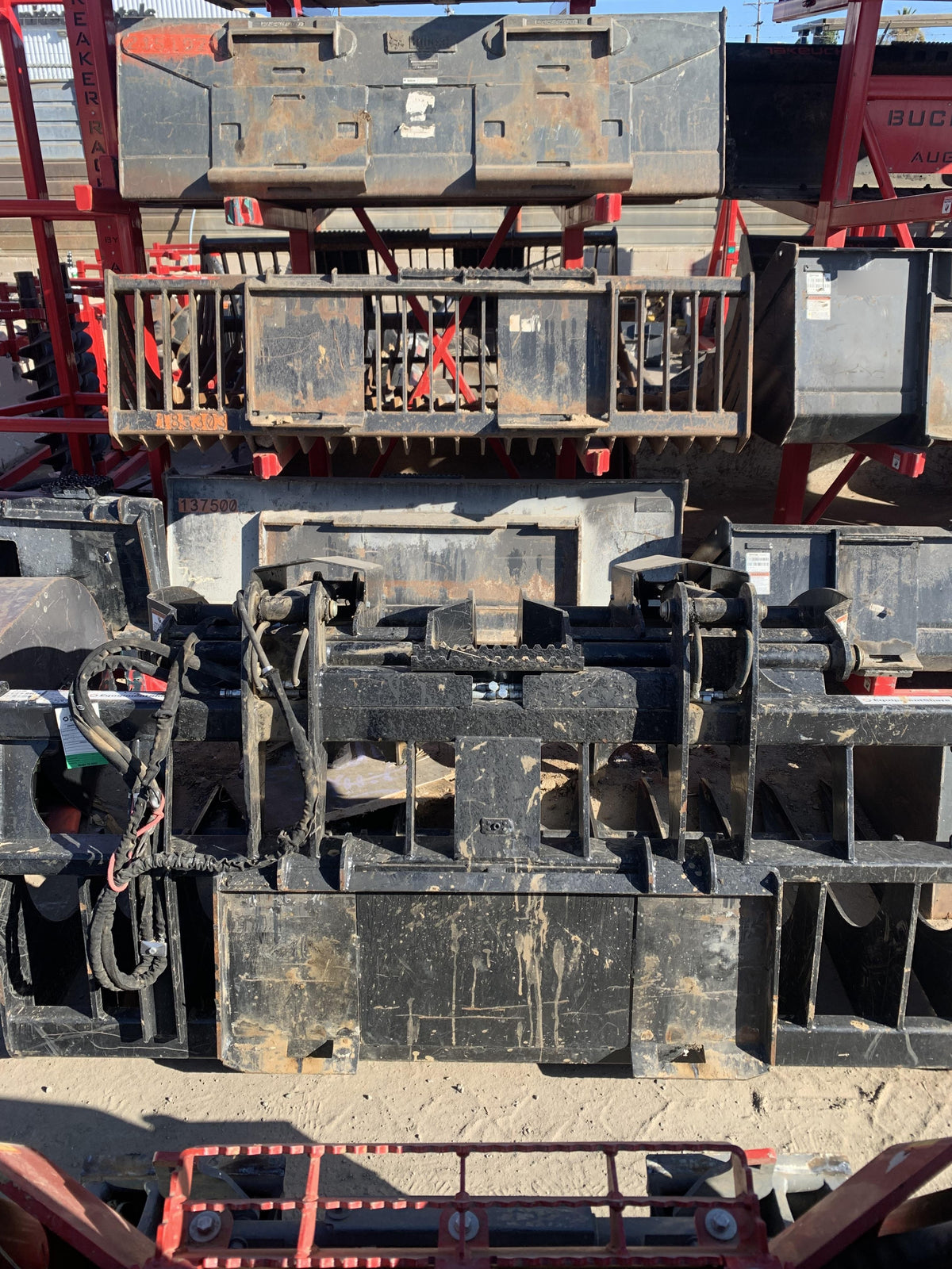 2022 TAKEUCHI 84" Grapple Bucket - Takeuchi