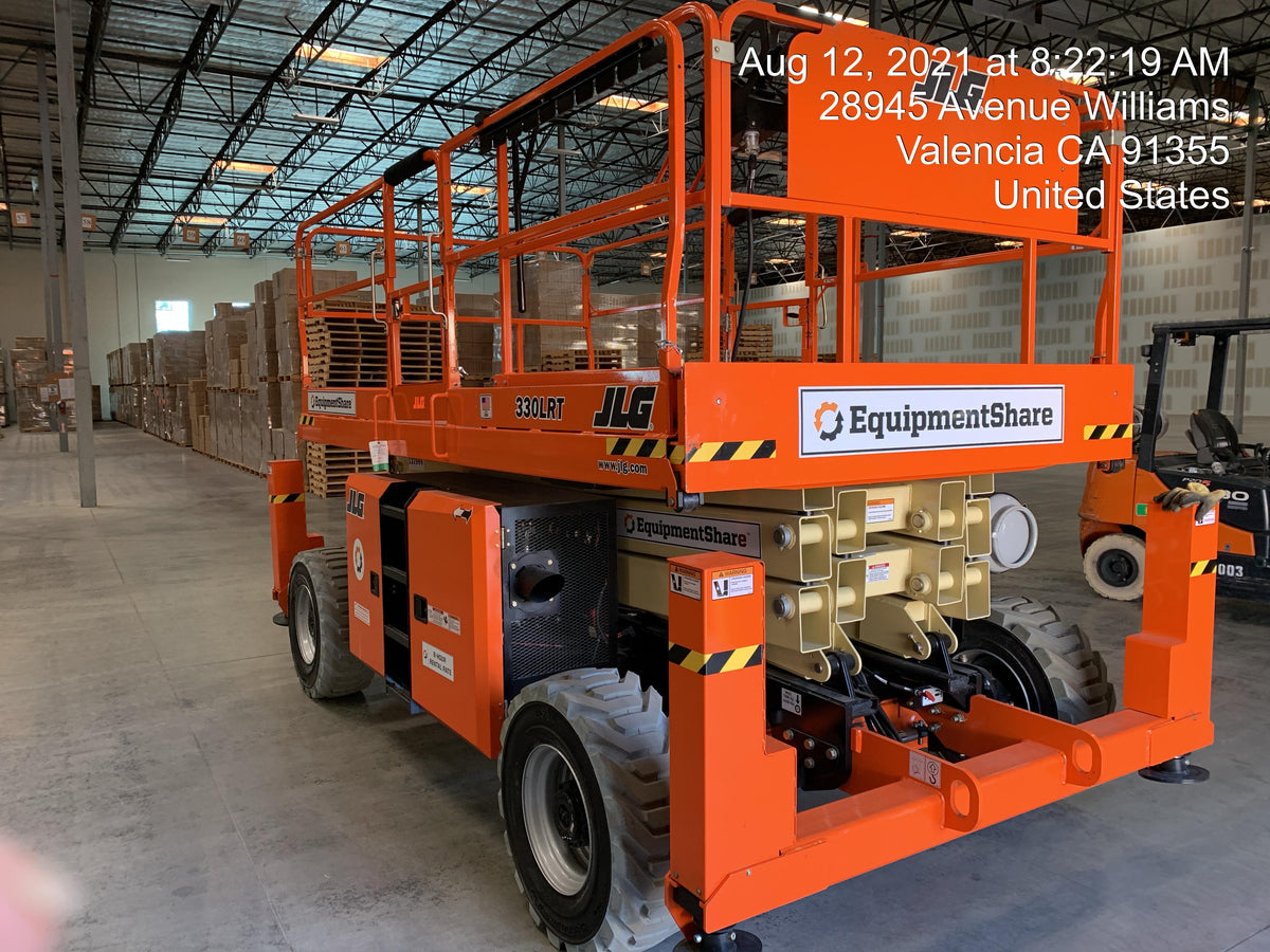2021 JLG 330LRT