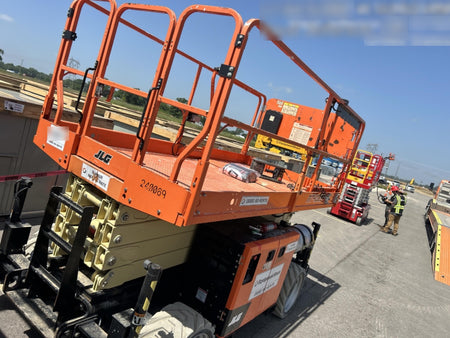 2022 JLG RT4069
