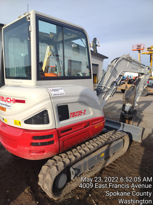 2021 TAKEUCHI TB235-2CR