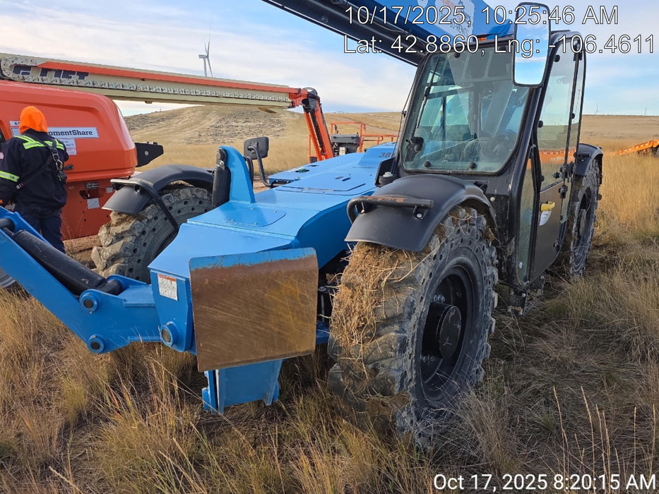 2019 Genie GTH-1056 Cab/Heat/AC, Solid RT Tires, LED Work Lights, Beacon 60" QA Carriage, 60" Forks