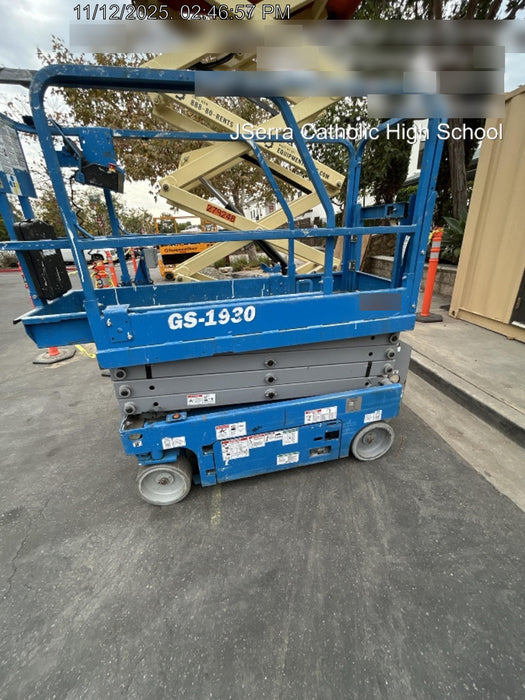 2019 Genie GS-1930 Half Height Swing Gate, 800W Inverter