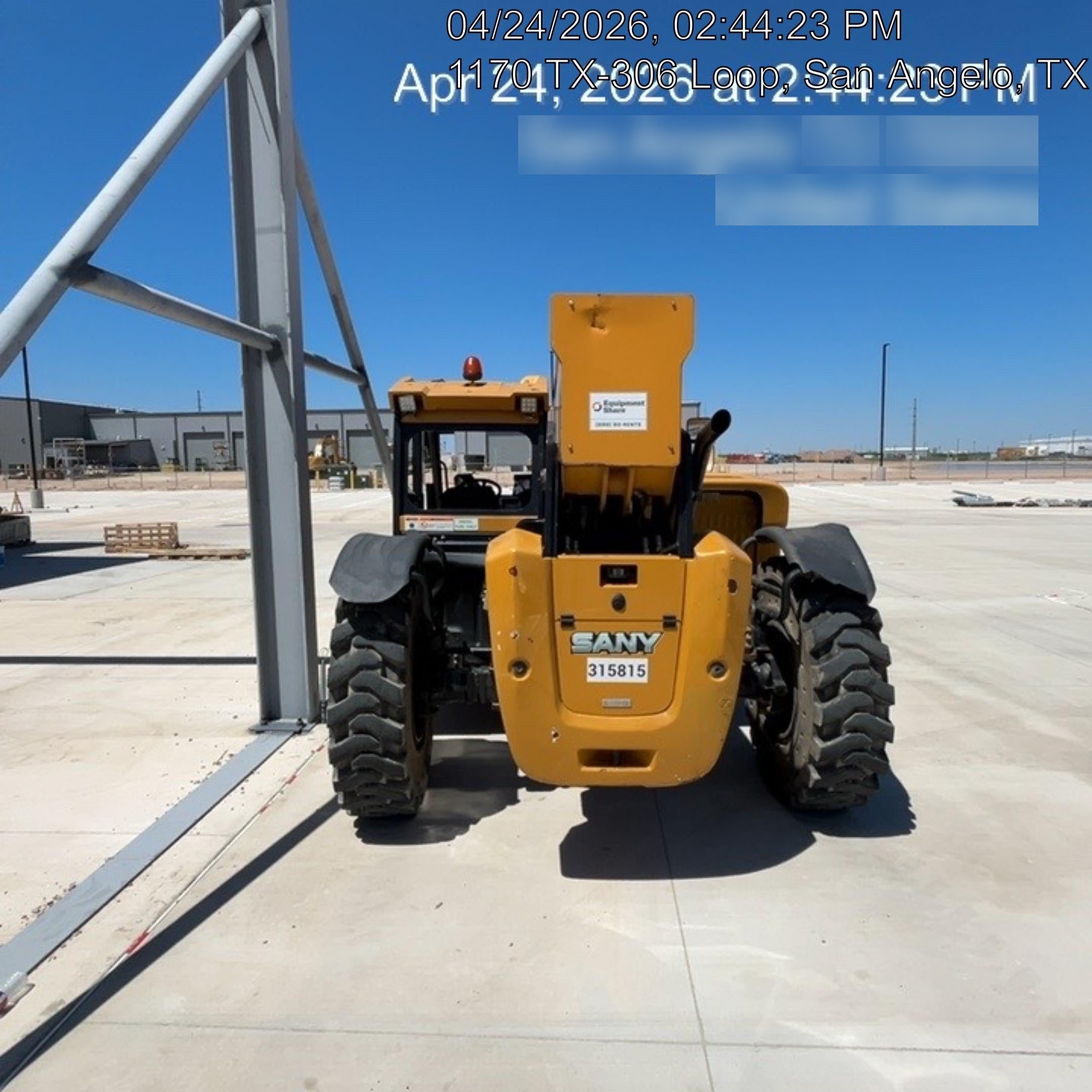 2023 SANY STH1056