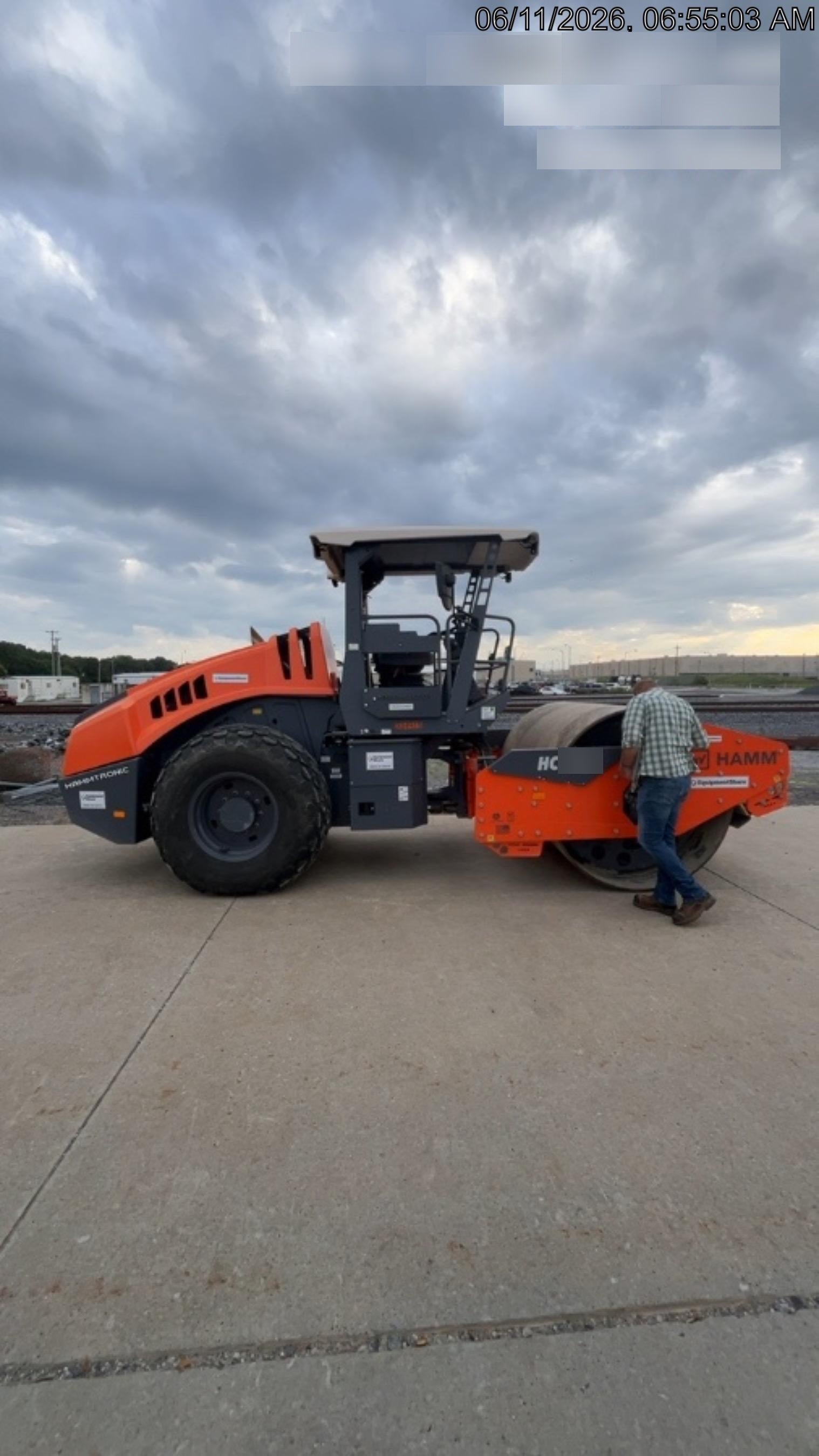 2023 HAMM H100i
