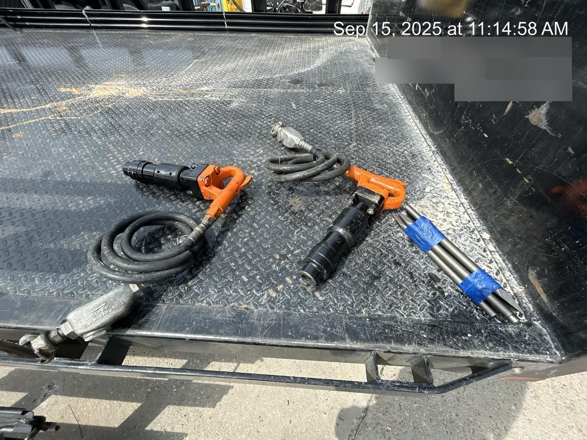 2021 MICHIGAN PNEUMATIC ES-CH3R-TRACKER