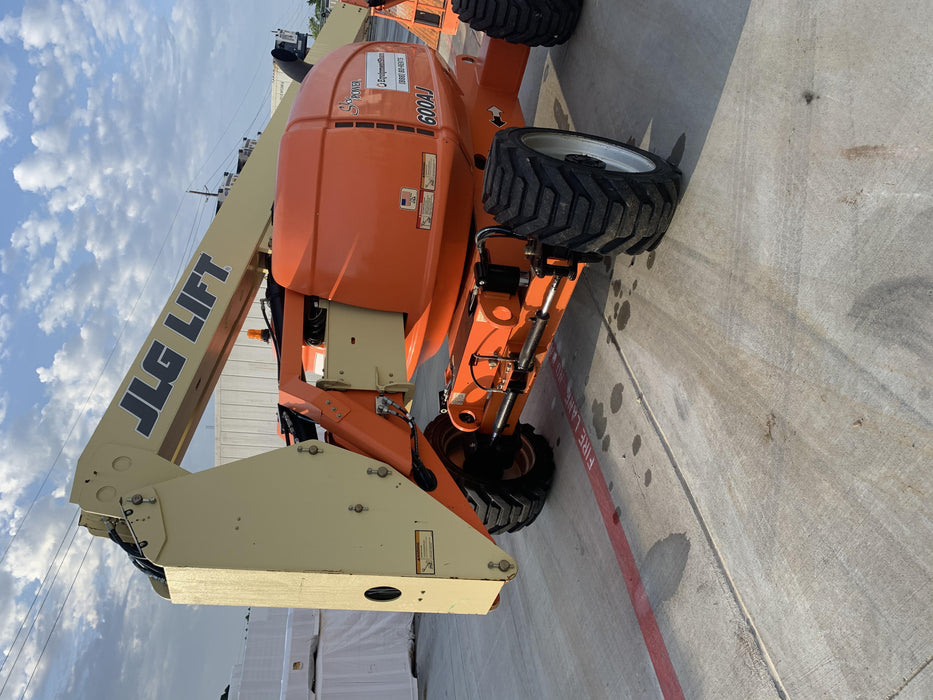 2015 JLG 600AJ