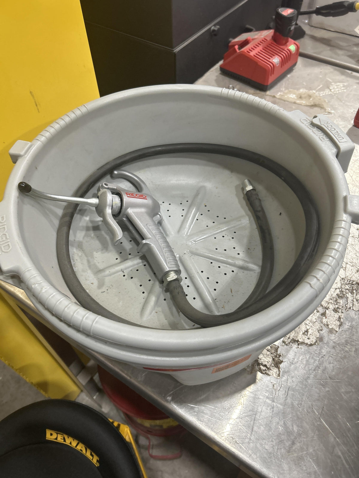 2023 RIDGID 418