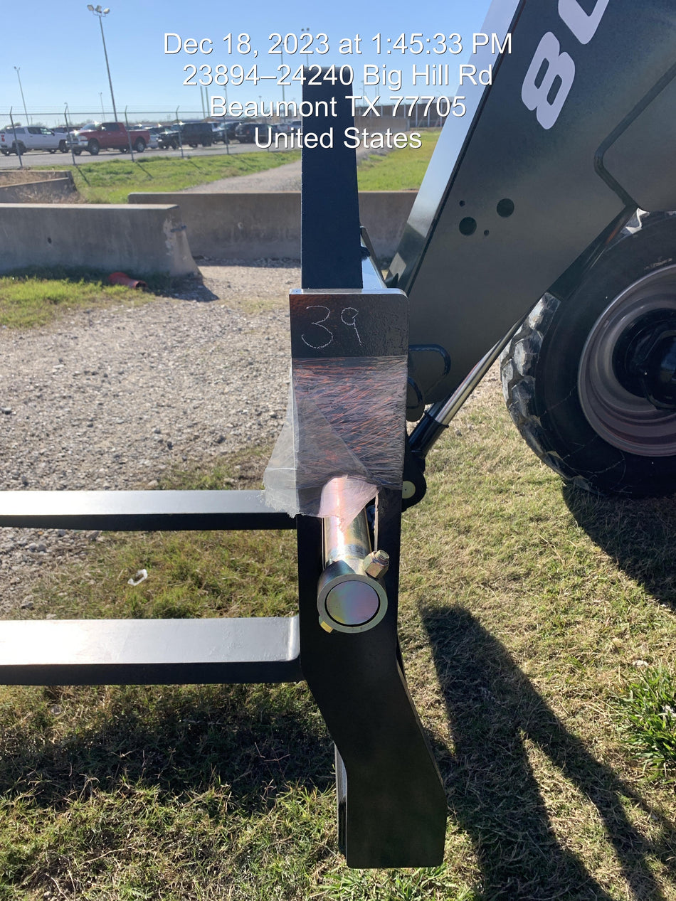 2023 SKYTRAK 8042
