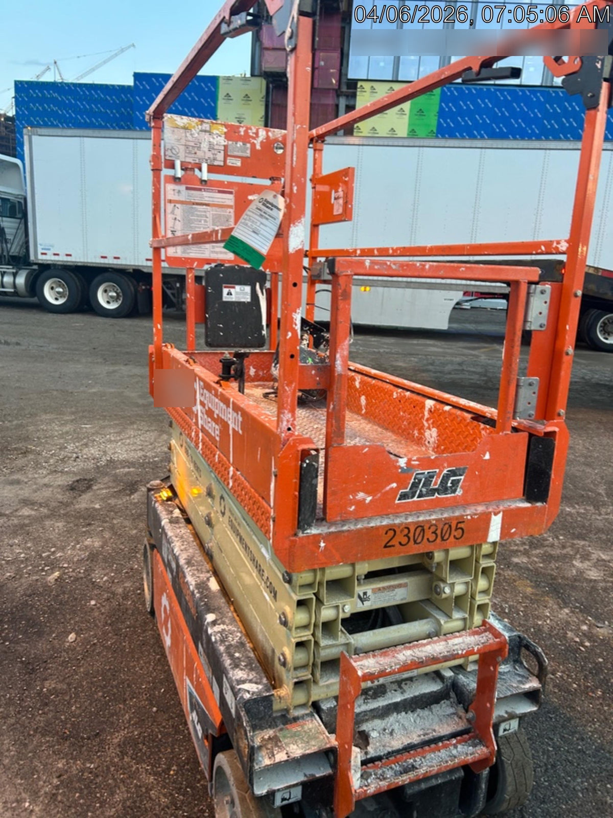 2022 JLG ES1932