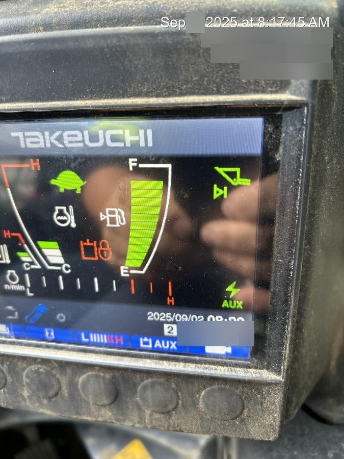 2022 TAKEUCHI TL10V2-CR