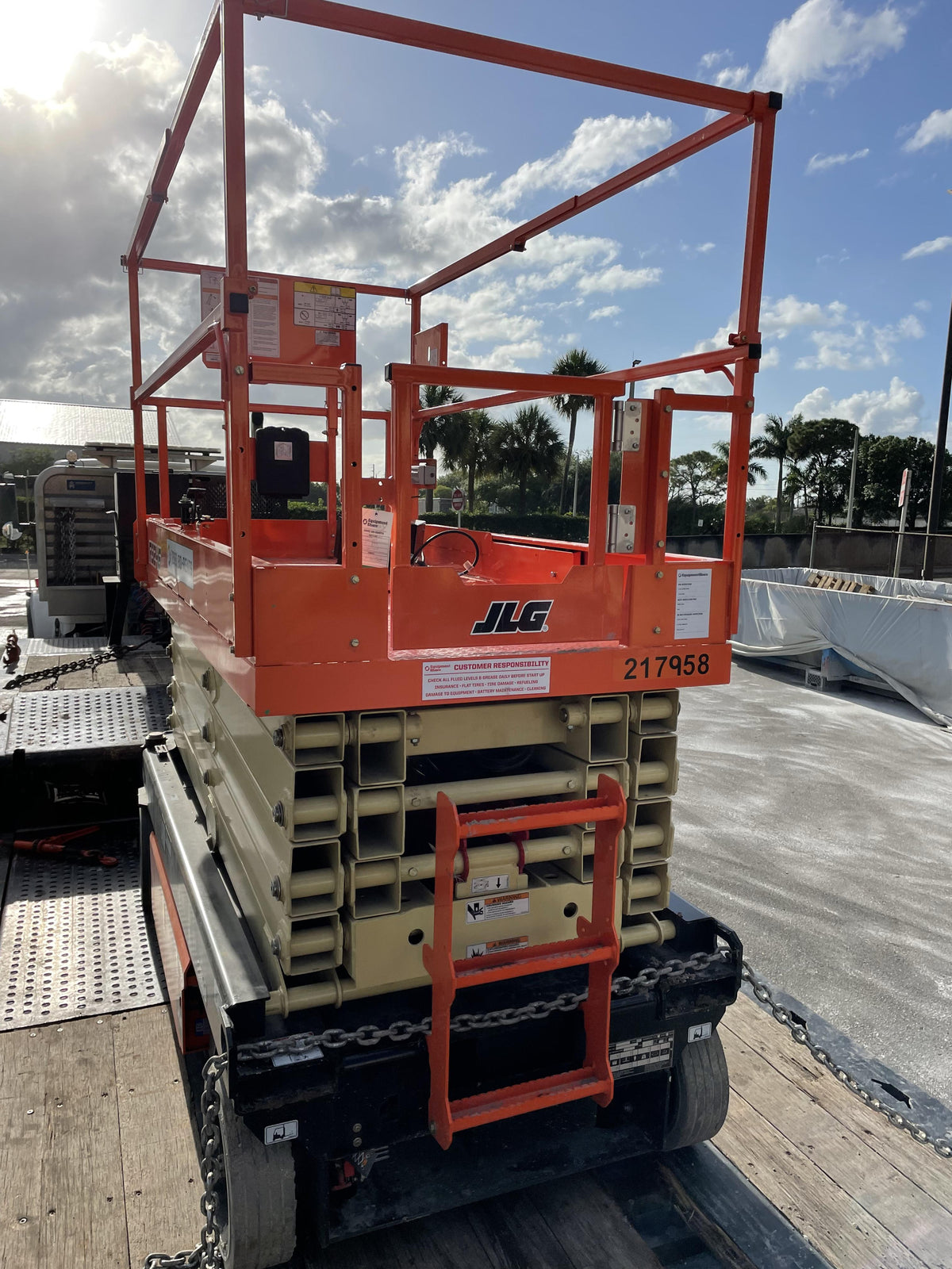 2022 JLG R3246